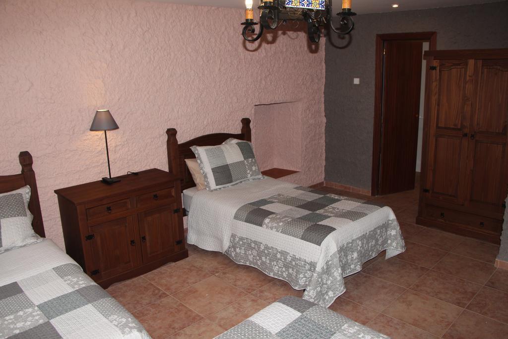 Hotel Moto-Rural "Vegalion" Las Salas Buitenkant foto